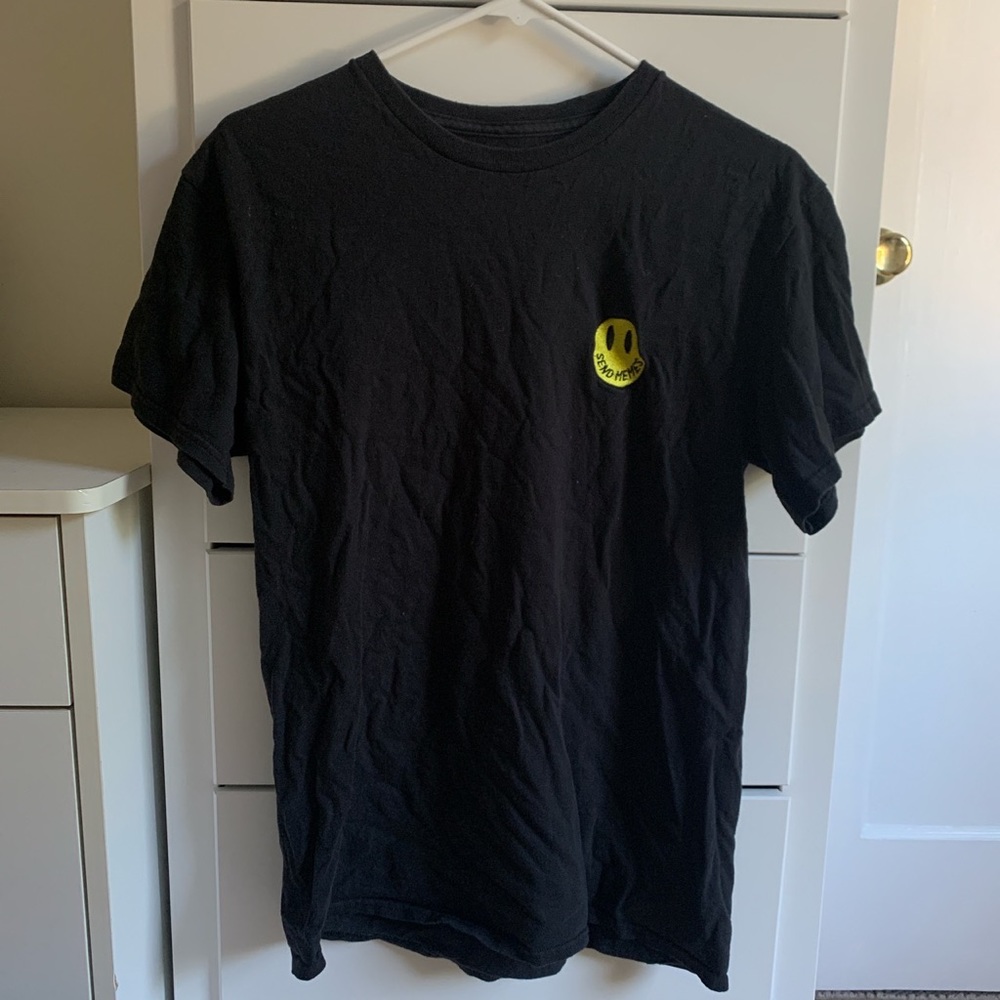 soft black tee shirt